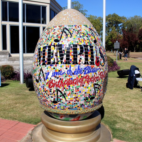 Memphis Egg